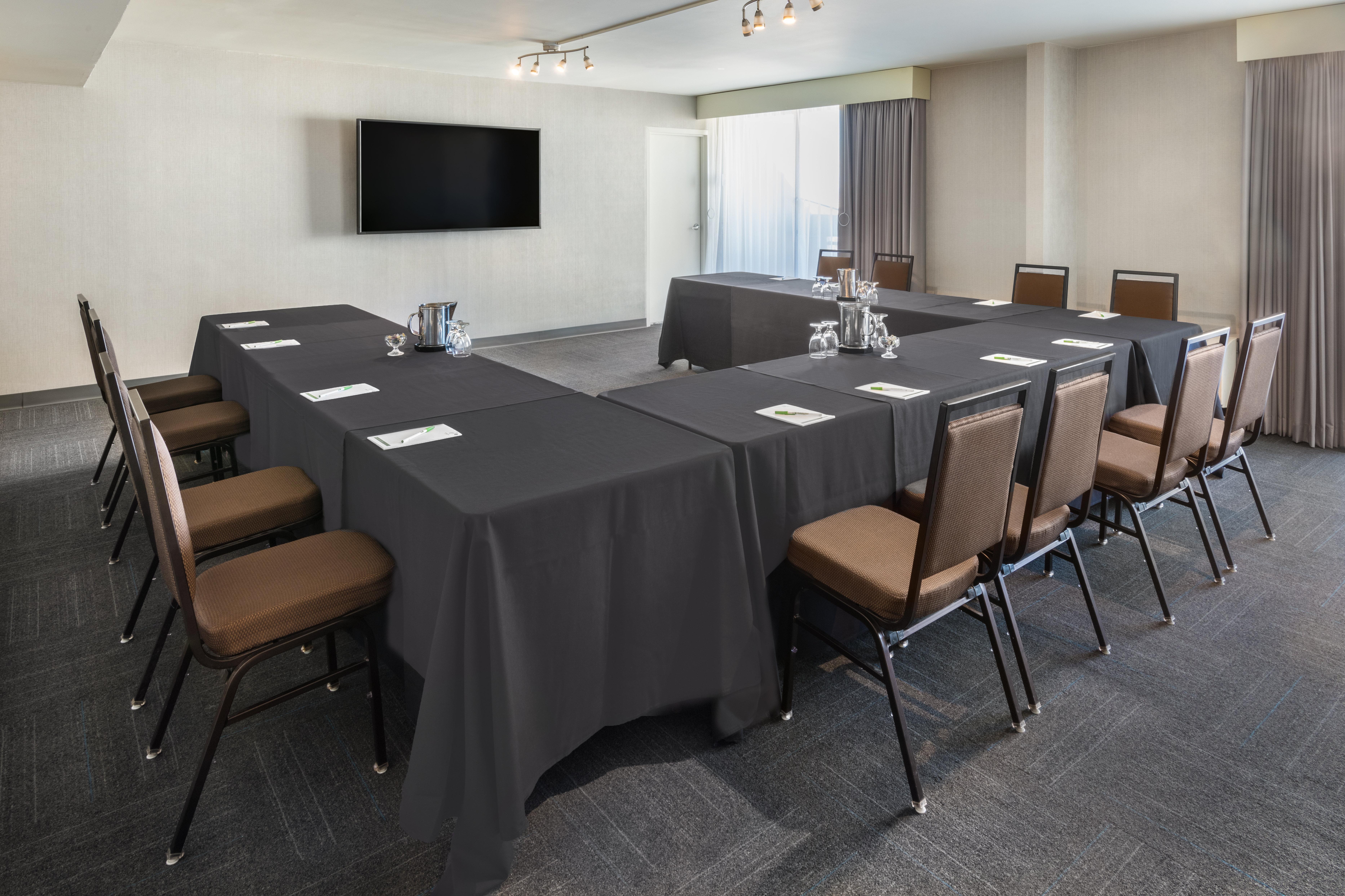 Holiday Inn Denver East By Ihg Buitenkant foto