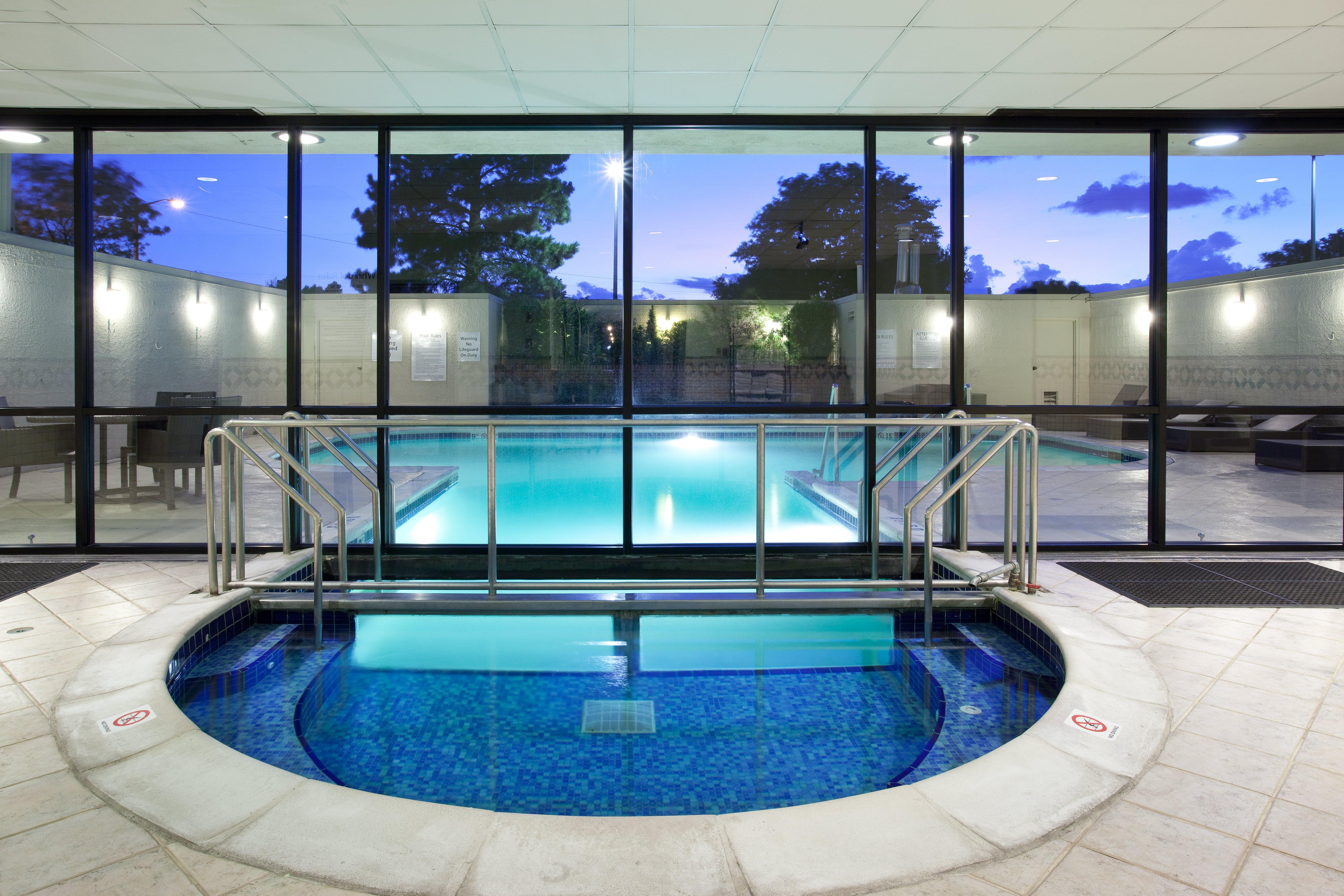 Holiday Inn Denver East By Ihg Buitenkant foto
