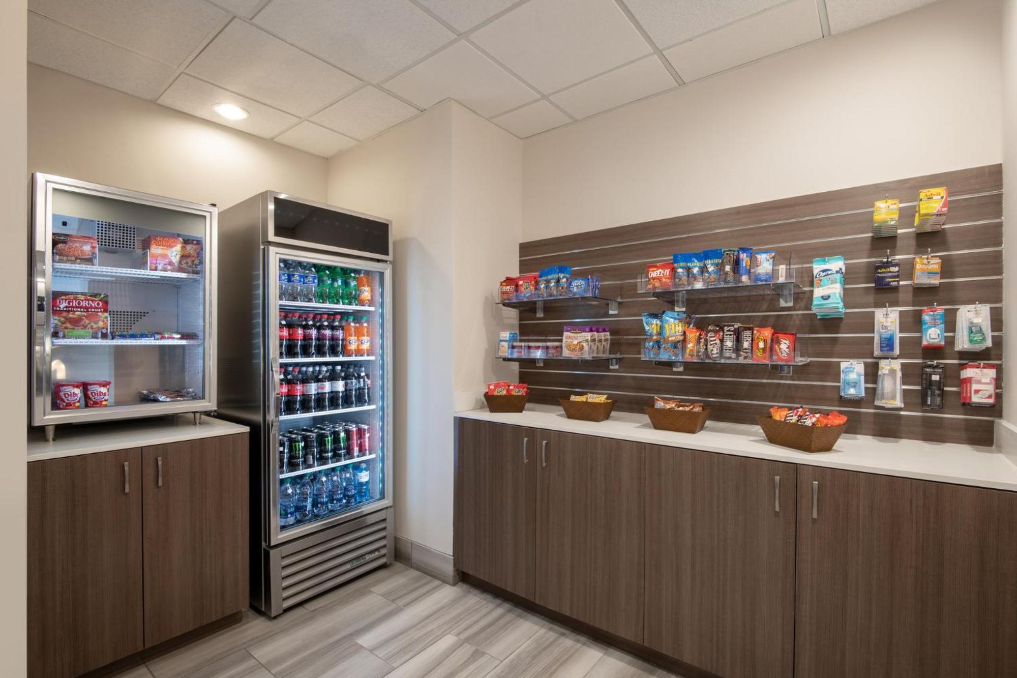 Holiday Inn Denver East By Ihg Buitenkant foto